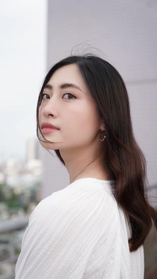 Được khen xinh hơn Đỗ Mỹ Linh và ngỏ ý cưới xin, Lương Thùy Linh đáp trả cực tỉnh-1