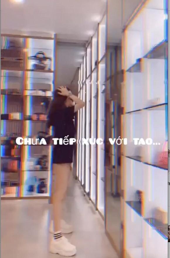 Ngọc Trinh cởi áo khoe body mướt mát, dằn mặt anti-fan: Chưa tiếp xúc với tao, thì đừng đánh giá tao-3