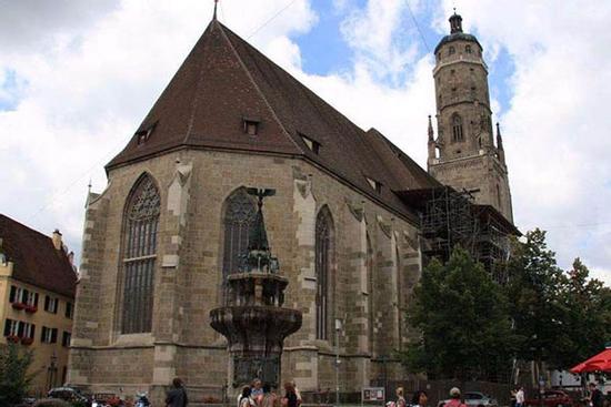 Thị trấn nhiều kim cương nhất thế giới, những mái nhà lấp lánh về đêm