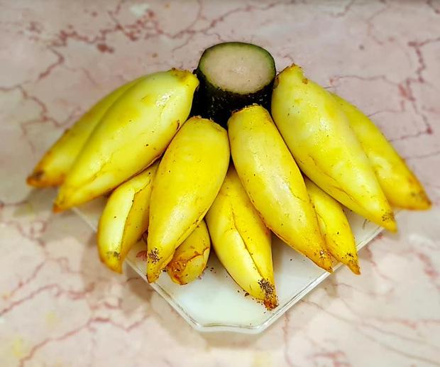 Nải chuối vàng ươm khiến dân mạng vô cùng phấn khích, nhưng có ai ngờ sự thật phía sau lại gây bất ngờ đến thế này-1