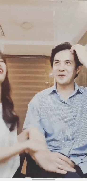 Đông Nhi quên lời vì lâu không đi hát, Ông Cao Thắng book show ngay trên sóng livestream-1