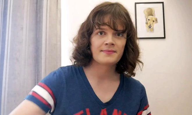 Nam phóng viên thể thao nổi tiếng mất 35 năm chuyển giới thành nữ-2