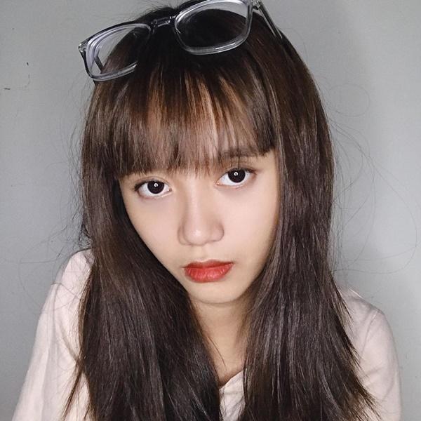 Vẻ ngoài nữ ca sĩ 17 tuổi bị đuổi khỏi nhóm nhạc đông nhất Việt Nam-7