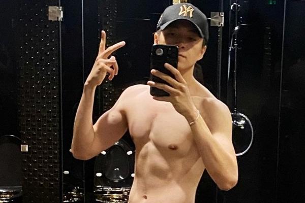 Lỡ lên đồ chặt chém, Sam muối mặt xin Ngô Kiến Huy được hát cho đỡ phí-8