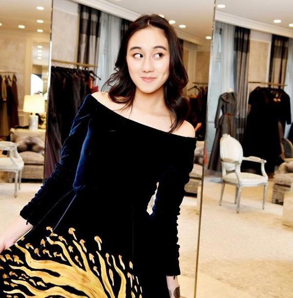 4 người con tài sắc nổi bật của vua sòng bạc Macau Hà Hồng Sân-9