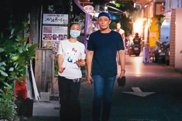 Từ ngôi sao hàng đầu nhưng giờ Hoắc Kiến Hoa lại rơi vào cảnh không có phim để quay-4