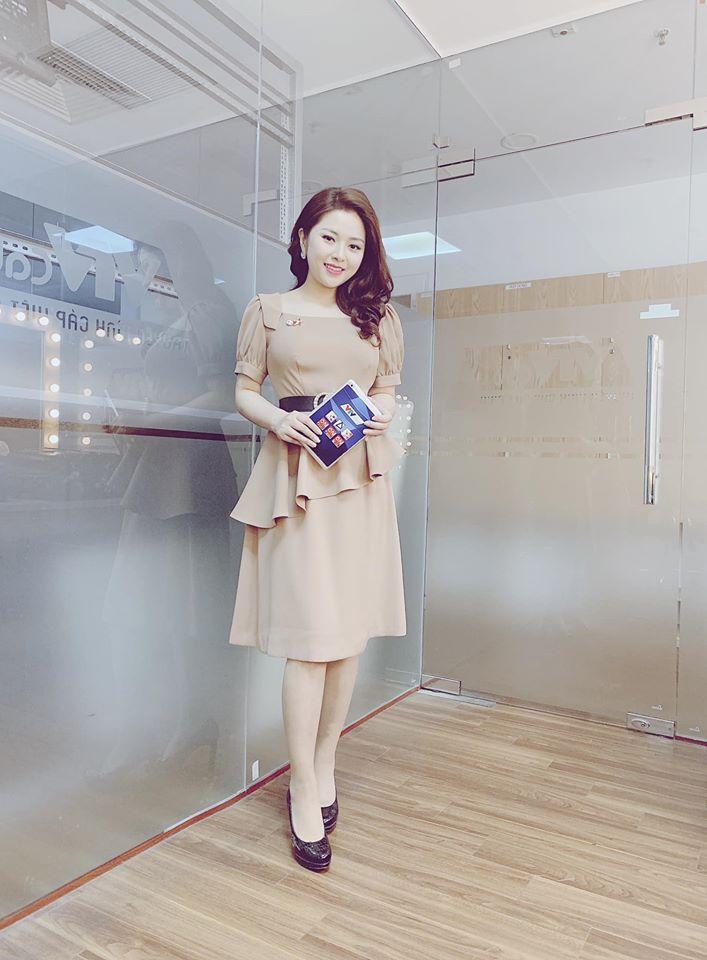 Loạt ảnh đời thường xinh đẹp của MC thể thao nổi tiếng vừa tiết lộ mắc bệnh ung thư máu-10