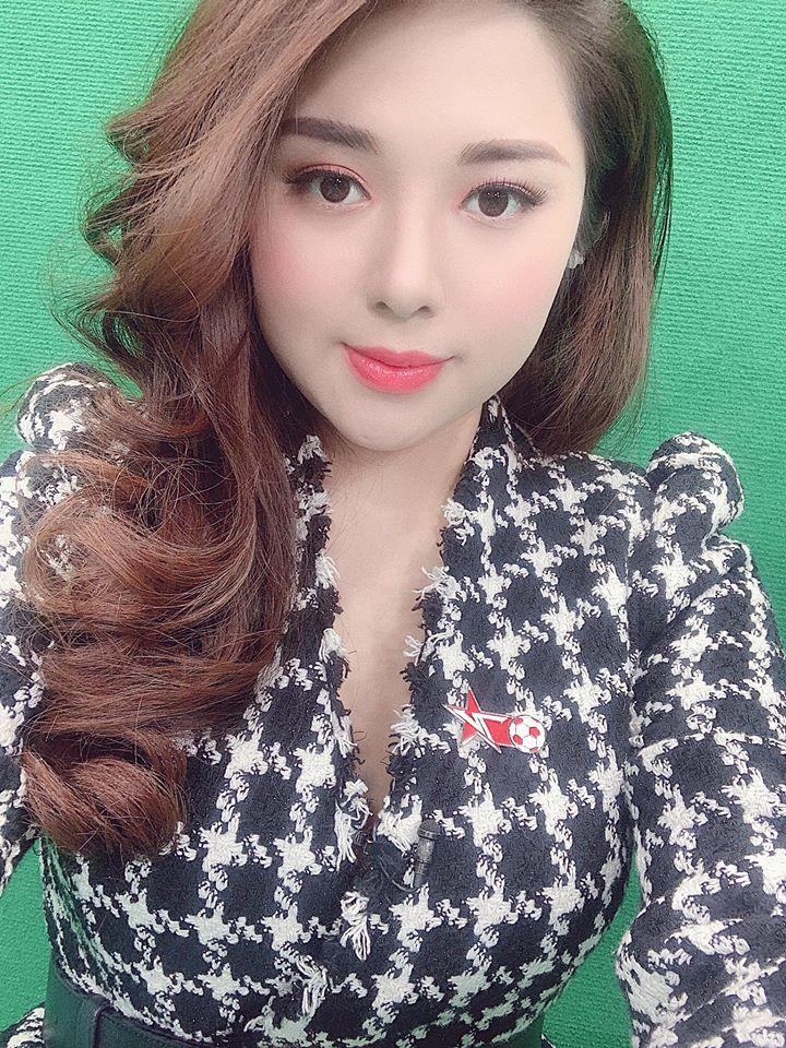 Loạt ảnh đời thường xinh đẹp của MC thể thao nổi tiếng vừa tiết lộ mắc bệnh ung thư máu-11