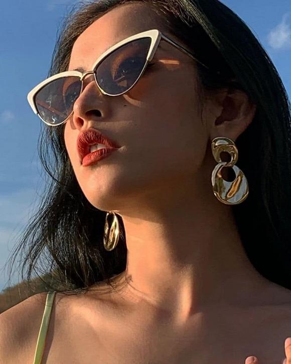 Tung ảnh mới, Chi Pu vẫn bị soi loạt chi tiết make-up lỗi dìm hàng nhan sắc-3