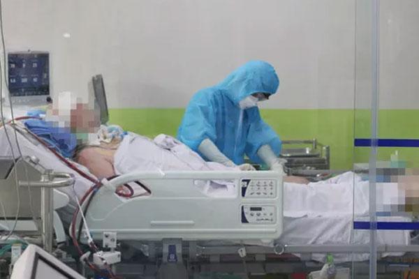 CLIP: Phi công người Anh mắc Covid-19 đã tỉnh trở lại-2