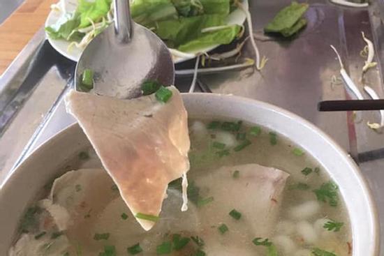 Thái thịt siêu mỏng, quán ăn khiến dân mạng phải 'ngả nón thán phục'