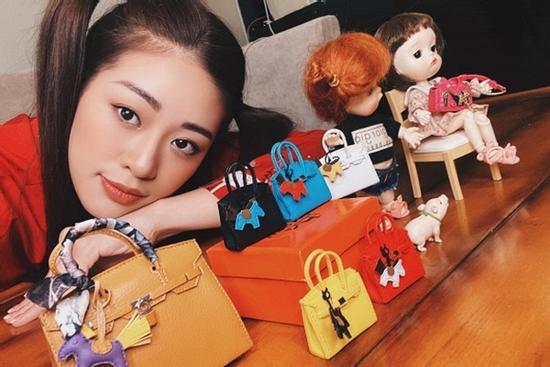 Hoa hậu Khánh Vân đập hộp một lèo loạt túi Hermès, Moschino với giá 'siêu khủng'