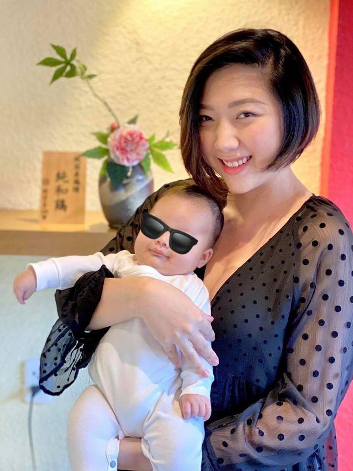 Mẹ đẻ Trấn Thành lão hóa ngược khi 27 năm trôi qua mà gương mặt bà chẳng mấy thay đổi!-3