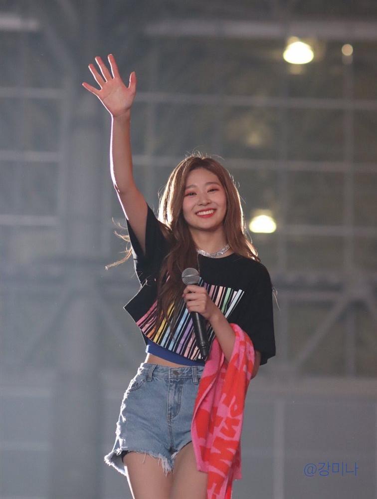 Ảnh chưa chỉnh sửa của dàn ca sĩ xinh đẹp Kpop-10