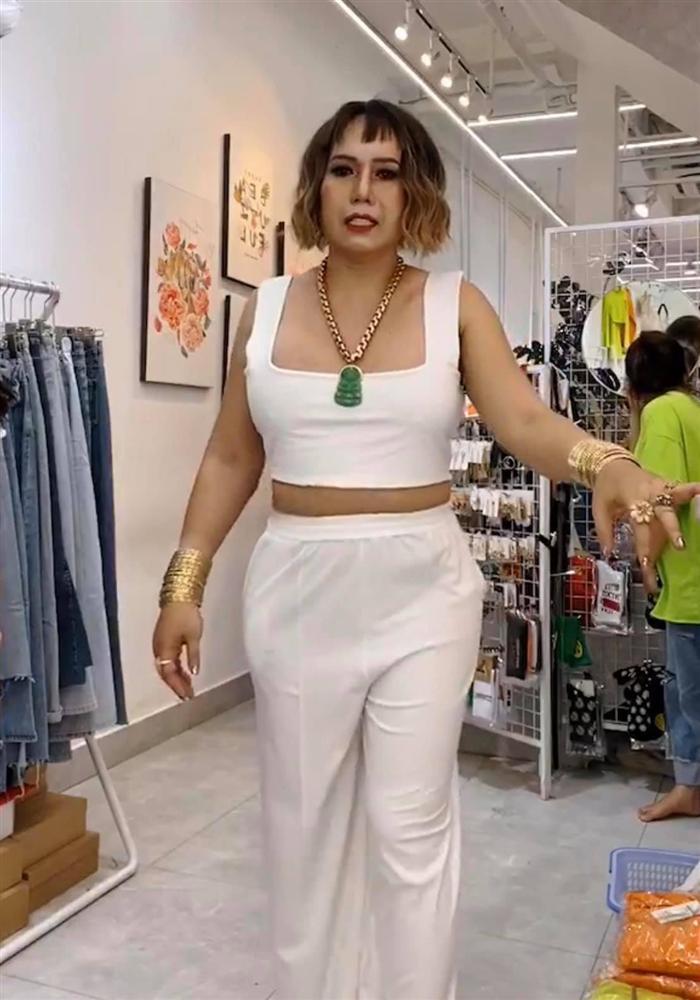 Ai chê cô Minh Hiếu 7 miếng đất đồng bóng sẽ tắt điện với phong cách Itaewon Class đây này!-1