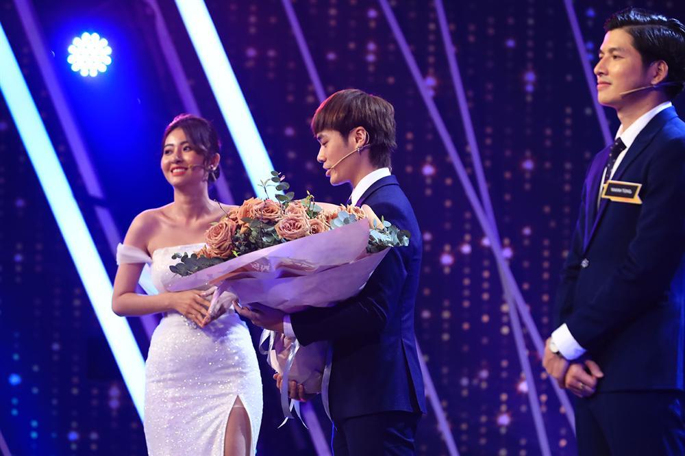 Nữ chính Người Ấy Là Ai chọn đúng chàng độc thân, tưởng xa lạ hóa ra em trai Hà Anh-4