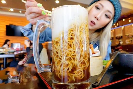 Món mì ramen bia mát lạnh cho ngày hè oi bức