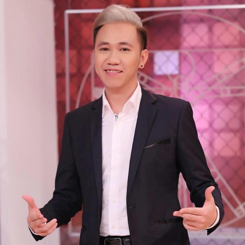 Từng bị chê xấu tan nát, Anh Đức đầu tư dao kéo những gì để lột xác ngoại hình?-6