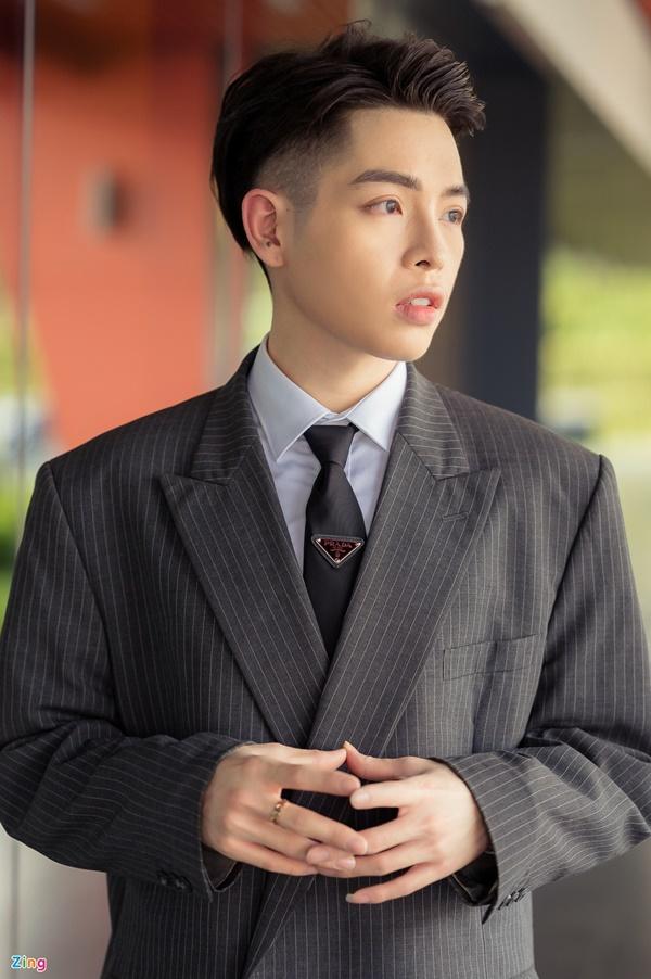 Đức Phúc: Tôi có hai nhà và vừa mua tặng bố mẹ một căn-2