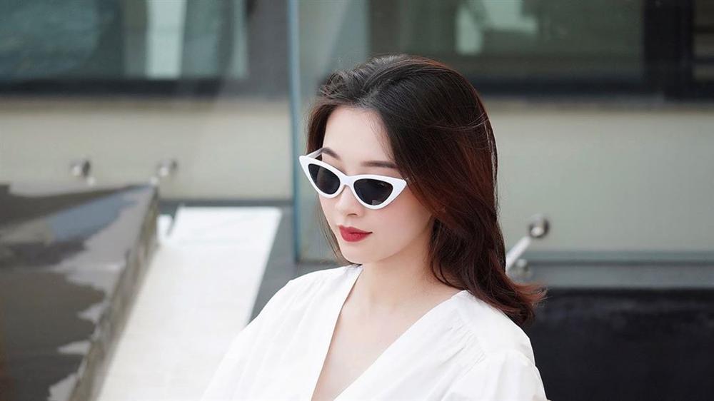 Tái xuất sau 11 ngày hạ sinh quý tử, sắc vóc hoa hậu Đặng Thu Thảo khiến người xem kinh ngạc-8