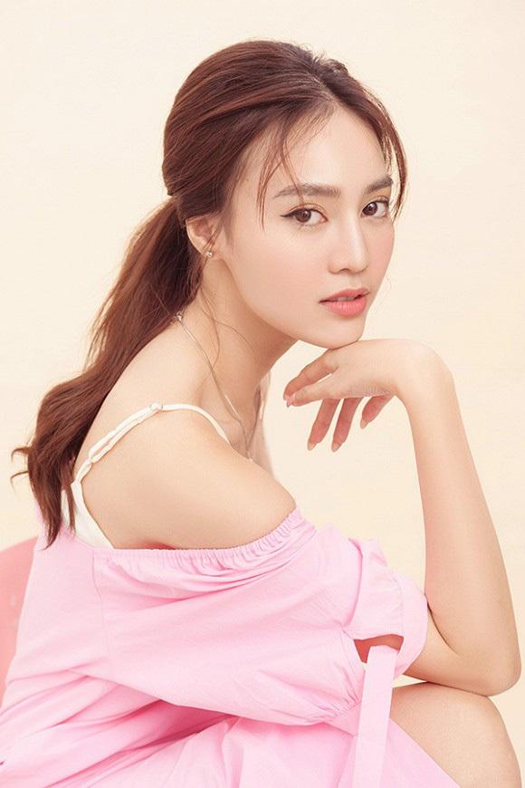 Hòa Minzy vừa cười vừa khóc khi nghe Ninh Dương Lan Ngọc hát chay Không thể cùng nhau suốt kiếp-2