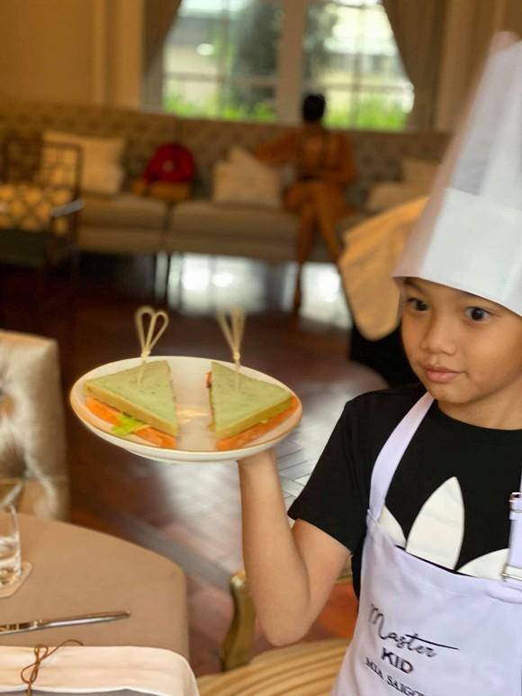 Hà Hồ - Kim Lý cùng nhau đăng ảnh gia đình hạnh phúc cuối tuần, nhan sắc của nữ ca sĩ khi bầu bí vẫn cực phẩm-3