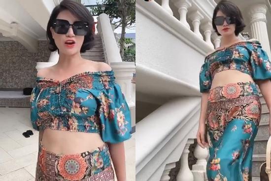 Mặc sexy làm một đường catwalk, Trang Trần lộ nguyên vòng eo 109 'khủng' hơn cả ngực