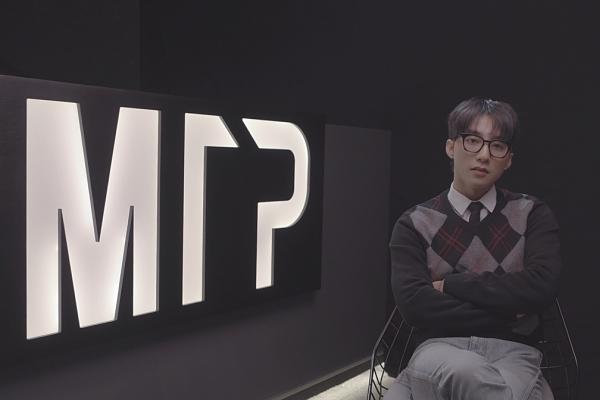 Việt Nam có Sơn Tùng chơi lớn phát hành phim liveshow, Hàn Quốc có Big Bang - BTS xịn xò gấp bội-6