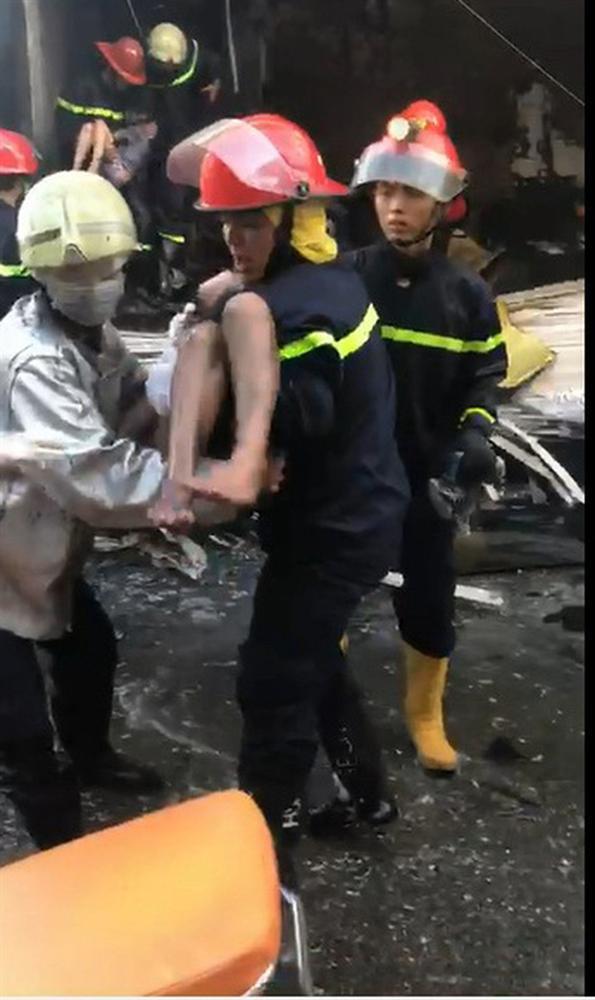 Một trong số 7 người được giải cứu tại vụ cháy căn nhà 3 tầng ở Sài Gòn đã tử vong-3