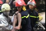 Thoát chết trong vụ cháy, con gái 18 tuổi ngã quỵ trước căn phòng khóc nghẹn gọi mẹ và 2 em vừa tử vong-11