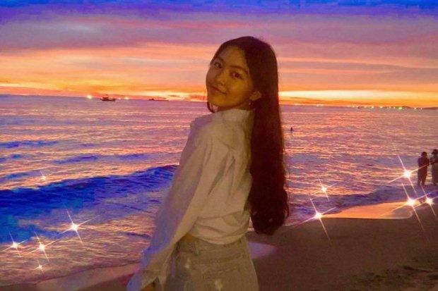 Con gái lớn nhà MC Quyền Linh chứng minh: Vẻ đẹp cam thường không hại được, xài app để cho vui-6