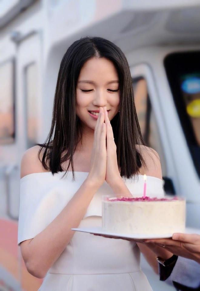 Nhan sắc hiện tại của hoa hậu đặc biệt nhất Trung Quốc-6