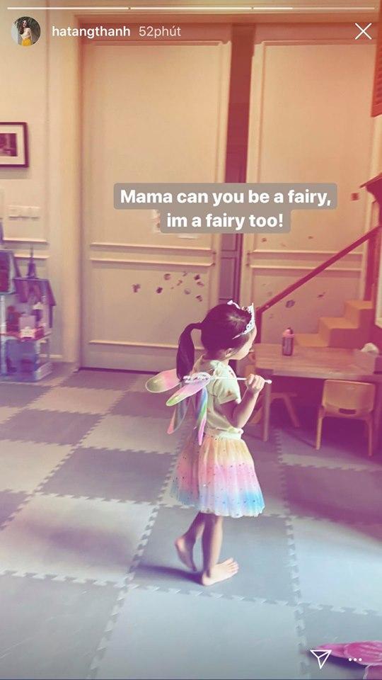 Mới 3 tuổi nhưng con gái Tăng Thanh Hà đã lộ rõ vẻ nữ tính và ngọt ngào-1