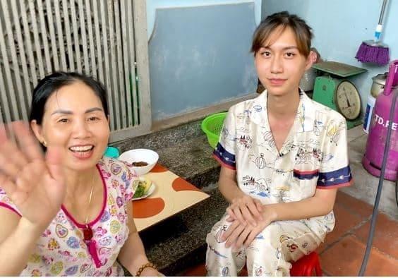 Lynk Lee được mẹ chăm tốt tăng hẳn 5kg, dân tình lại cứ ngỡ tiêm filler quá đà-2