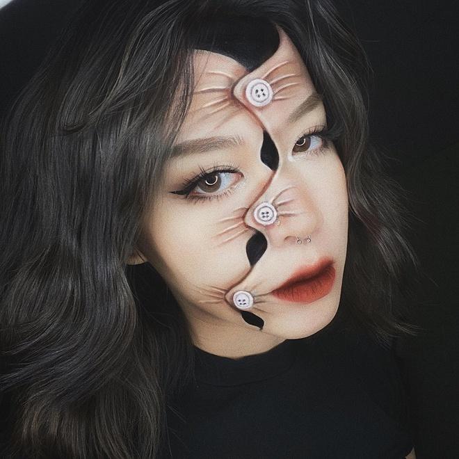 “Khi chọn phong cách này, mình có thể thỏa sức sáng tạo, không bị giới hạn ý tưởng. Mình nghĩ do cách hóa trang của mình khác với số đông và ở Việt Nam thì chưa thịnh hành nên mình mới được nhiều người chú ý. Thậm chí, nhiều người còn cho rằng mình có những ý tưởng điên rồ", 9X kể.