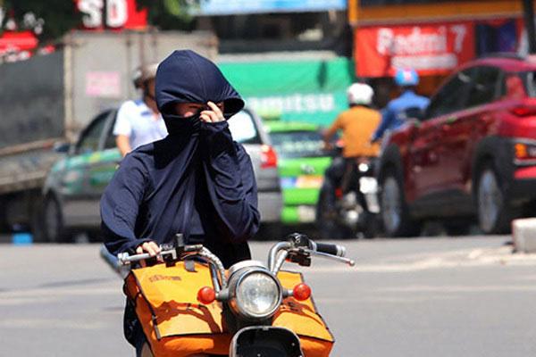 Nắng nóng kéo dài kỷ lục: Hà Nội dự báo đạt đỉnh, chỉ số tia cực tím tăng mức cảnh báo đỏ-3