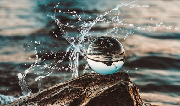 Ngủ mơ thấy nước báo hiệu điều gì?-1