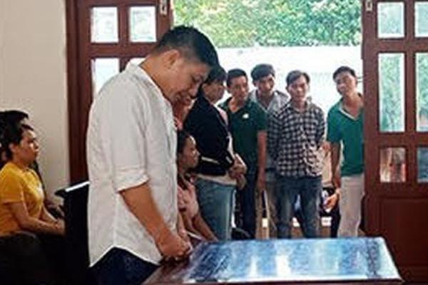 Tranh trả tiền nhậu, thanh niên Hòa Bình bị bạn đâm chết luôn tại chỗ-2