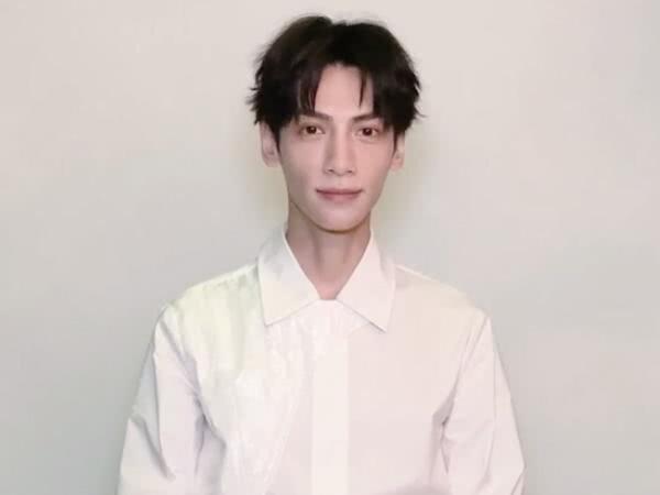 La Vân Hi lộ tình trạng gầy đến mức đáng báo động, phản ứng của netizen: Chẳng khác nào bộ xương khô-12