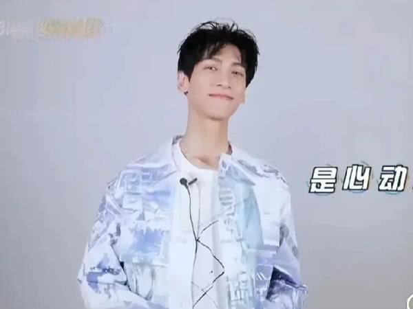 La Vân Hi lộ tình trạng gầy đến mức đáng báo động, phản ứng của netizen: Chẳng khác nào bộ xương khô-8