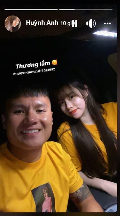 Quang Hải khoe ảnh diện áo đôi, bạn gái mới nhắn nhủ 2 chữ nghe quá đỗi ngọt ngào-5