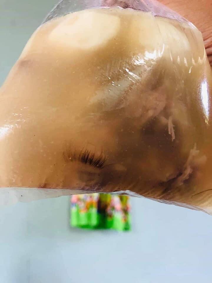 Mua canh xương về ăn, cô gái ngỡ đâu tưởng canh đầu người chỉ vì hàng lông mi cong vút-2