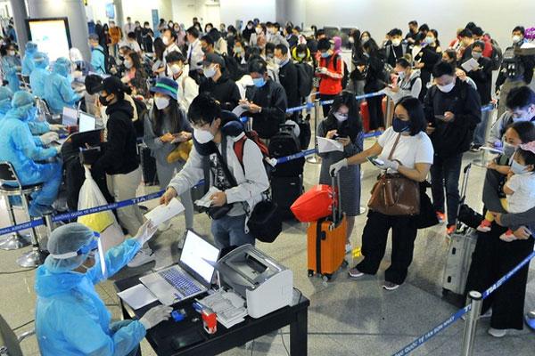 KHẨN: Một người nghi nhiễm Covid-19 đi đường mòn từ Trung Quốc sang Cao Bằng đến Nội Bài và Tân Sơn Nhất-1