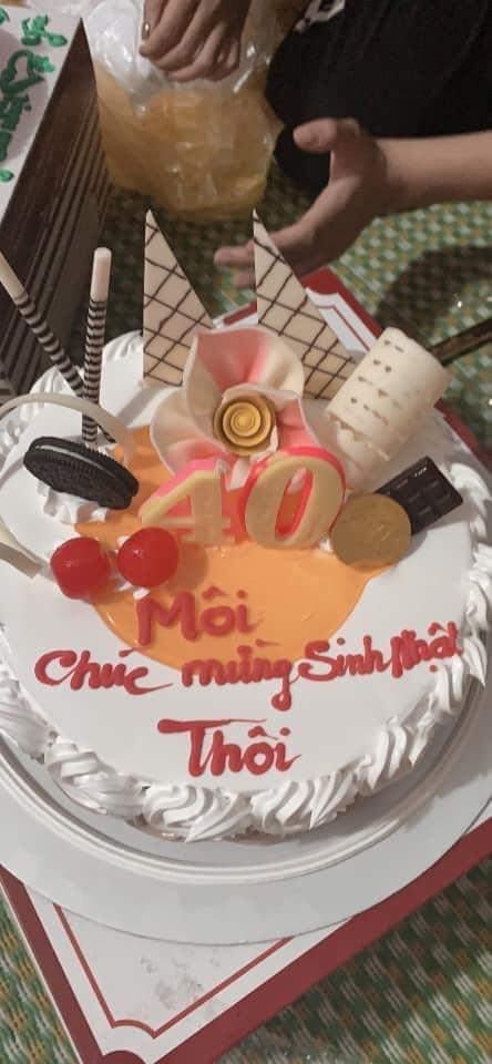 Chiếc bánh sinh nhật biến ý tốt của người tặng thành lỗi lầm chỉ vì lời chúc lạ lùng của người bán bánh-3