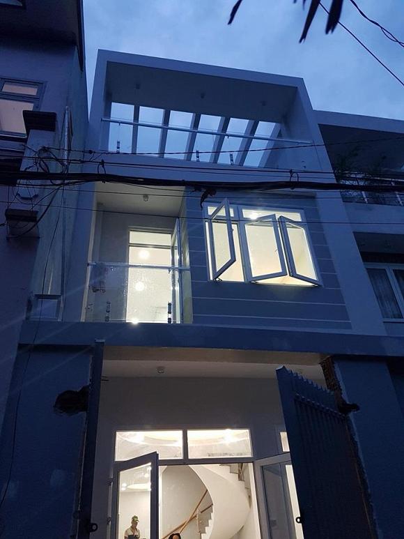 Bà mối Cát Tường sở hữu nhà ở Australia rộng thênh thang-4