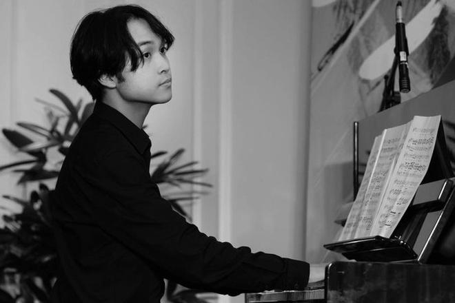 Nghệ sĩ Hoài Linh, Diễm My 6X và các sao Việt có con học giỏi-10