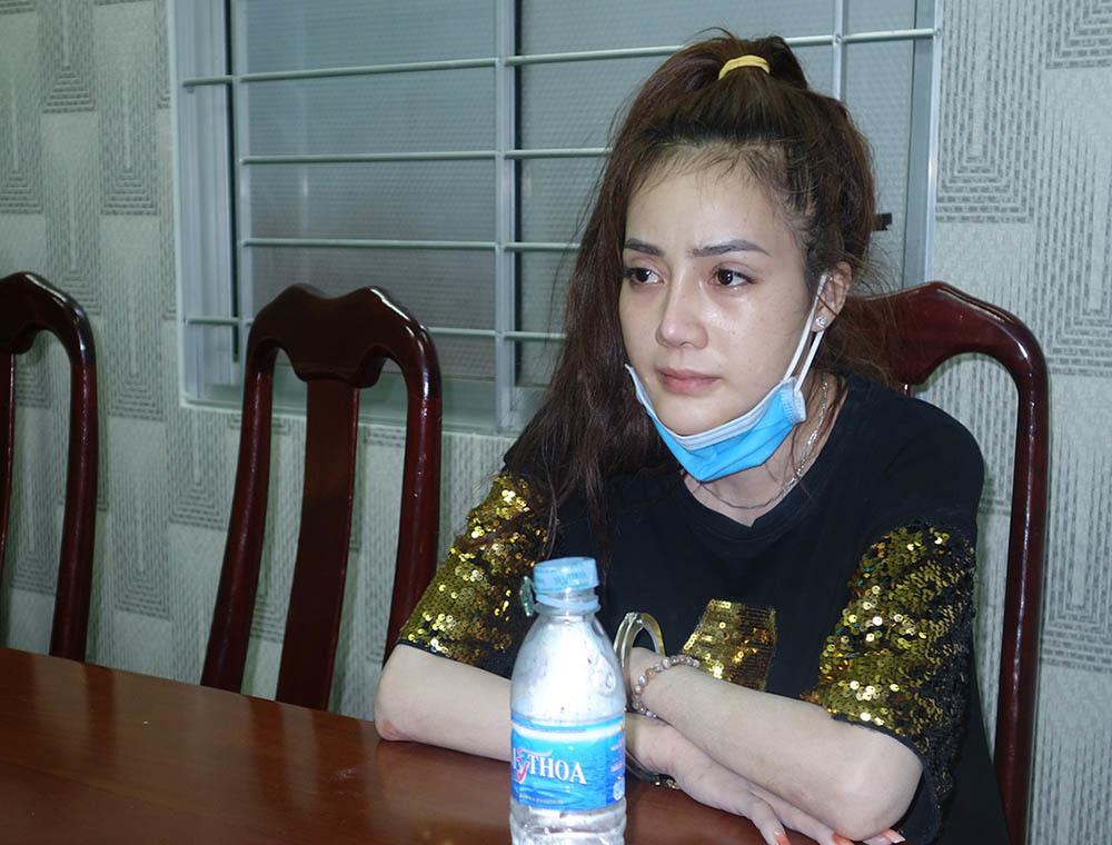 Cô gái xinh đẹp ở miền Tây ôm gần 4kg ma túy từ Campuchia về Việt Nam-1