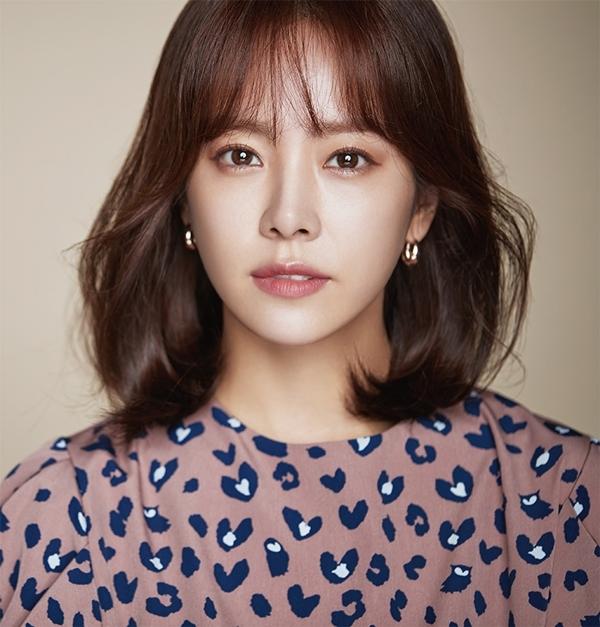 3 mỹ nhân họ Han có vẻ đẹp khó tìm thấy trong Kbiz-1