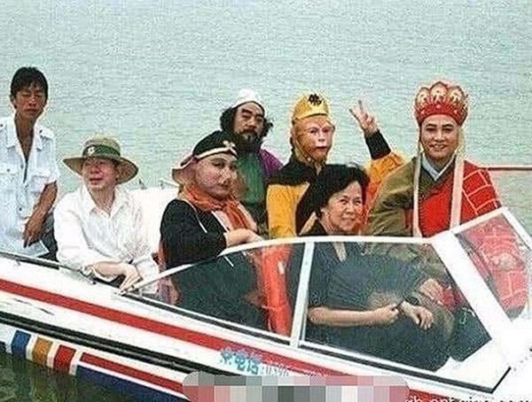 Phía sau hậu trường: bí ẩn to đùng 4 thầy trò Đường Tăng cất gì trong hành lý? cuối cùng đã có lời giải-5