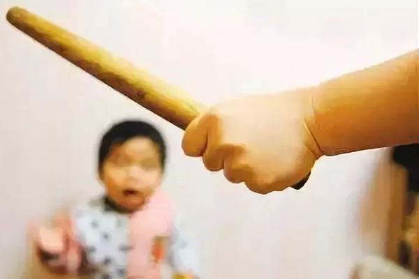 Giận vợ bỏ đi, chồng đánh con 4 tháng tuổi gãy chân chỉ vì bé không chịu ngủ-2